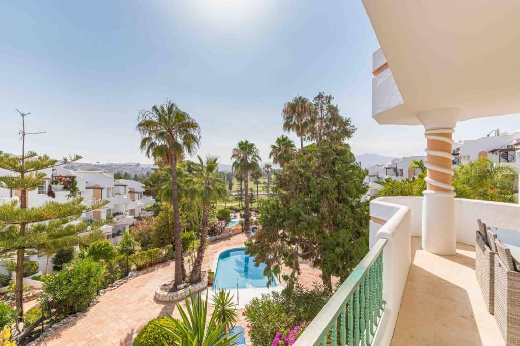 Stylish One Bed Apartment At Matchroom Country Club Fuengirola Eksteriør bilde