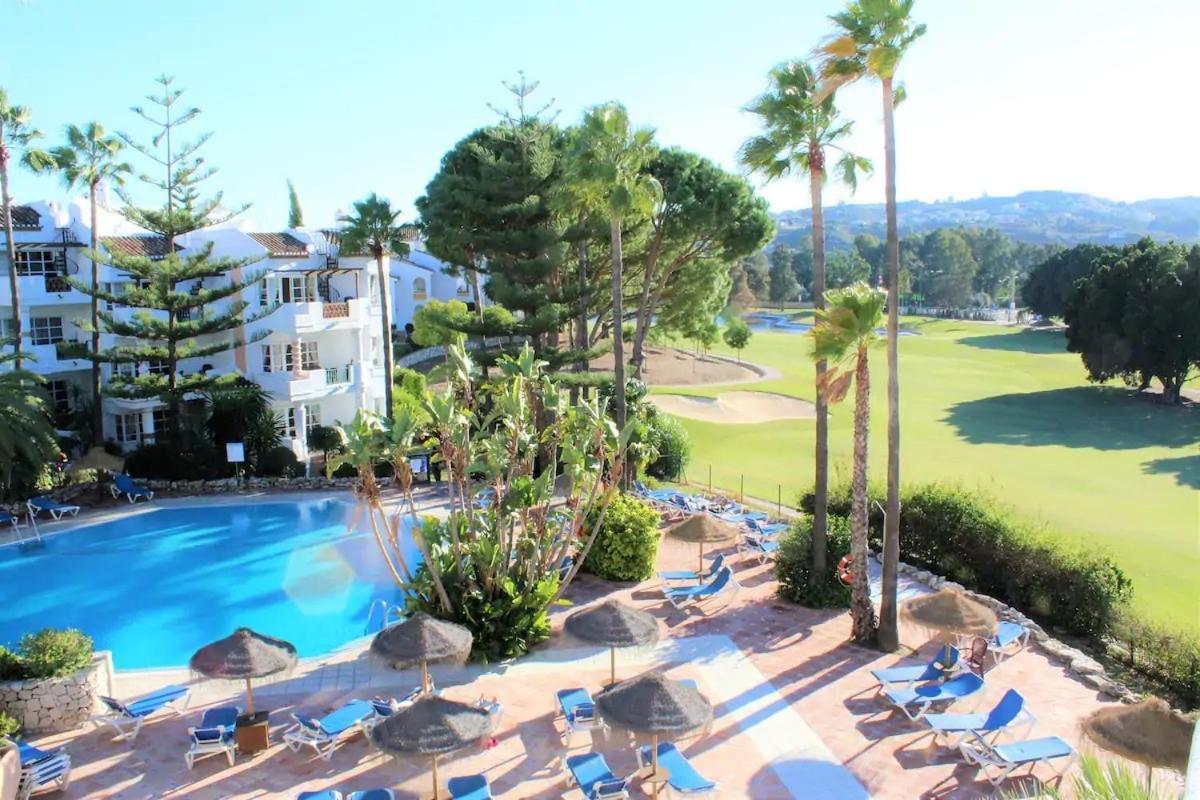 Stylish One Bed Apartment At Matchroom Country Club Fuengirola Eksteriør bilde