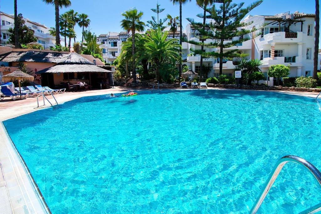 Stylish One Bed Apartment At Matchroom Country Club Fuengirola Eksteriør bilde